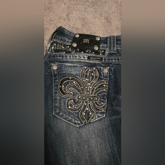 Miss Me Dark Wash Jeans - Picture 1 of 3